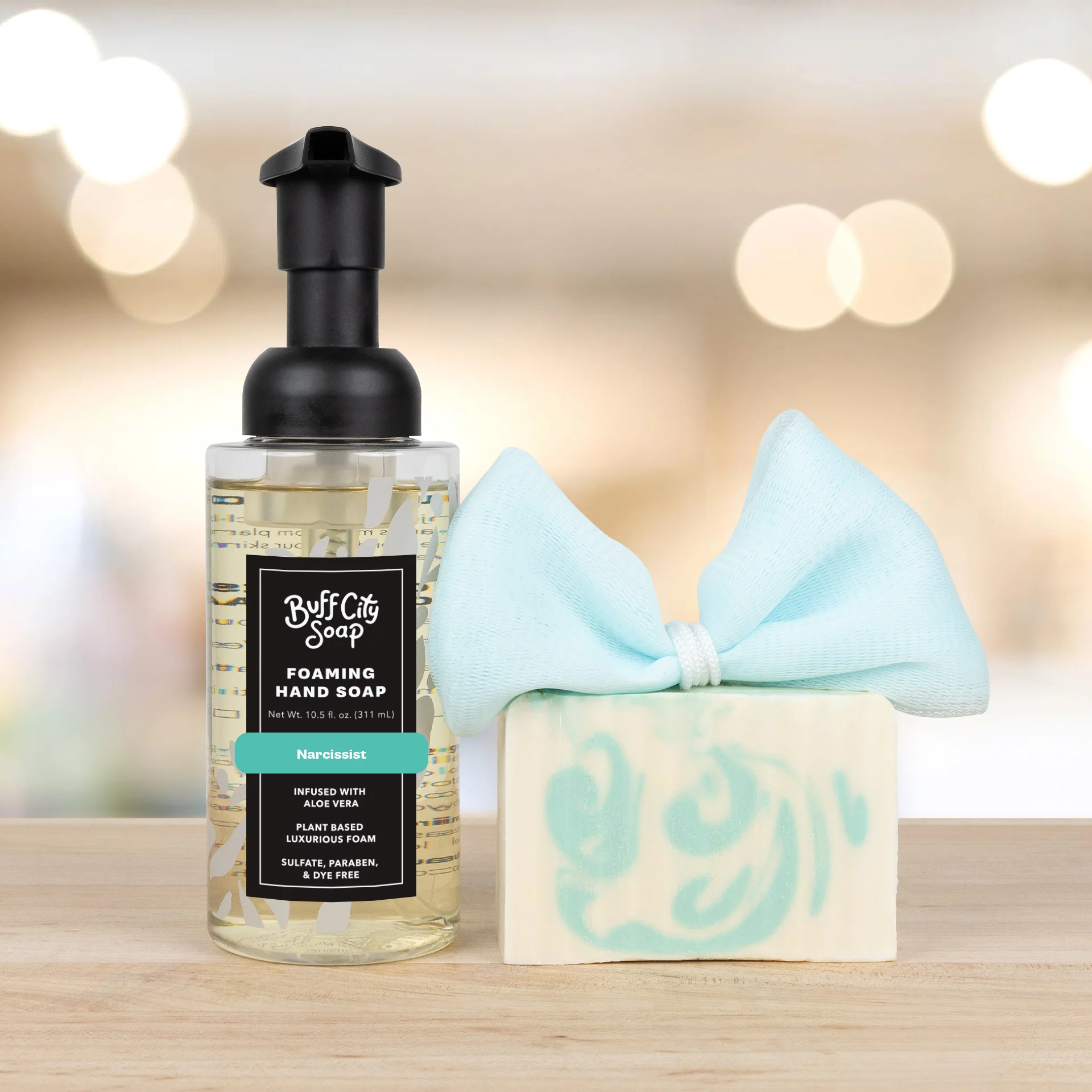 1548-narcissist-most-loved-gift-set-1.webp Narcissist Most Loved Gift Set