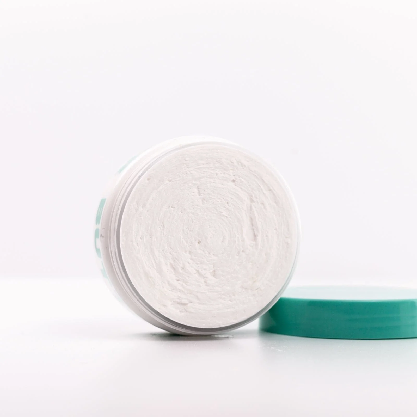1669-coconut-body-butter-3.webp Coconut Body Butter